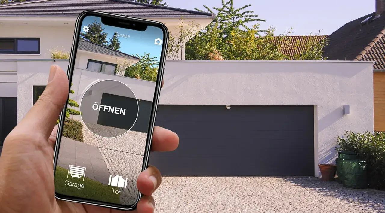 Mit dem Smartphone das Garagentor smart machen. Die App zeigt